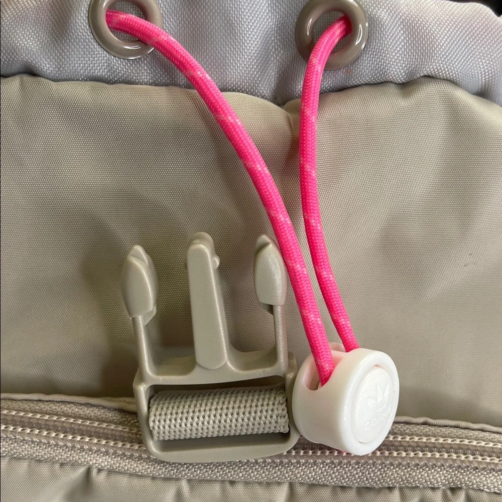 Adidas Originals Micro Beige Backpack with Pink Drawstring - Picture 5 of 7